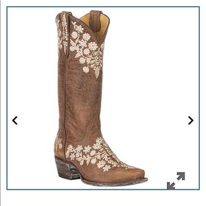 Cavender’s Goatskin with Embroidery Snip Toe Boots